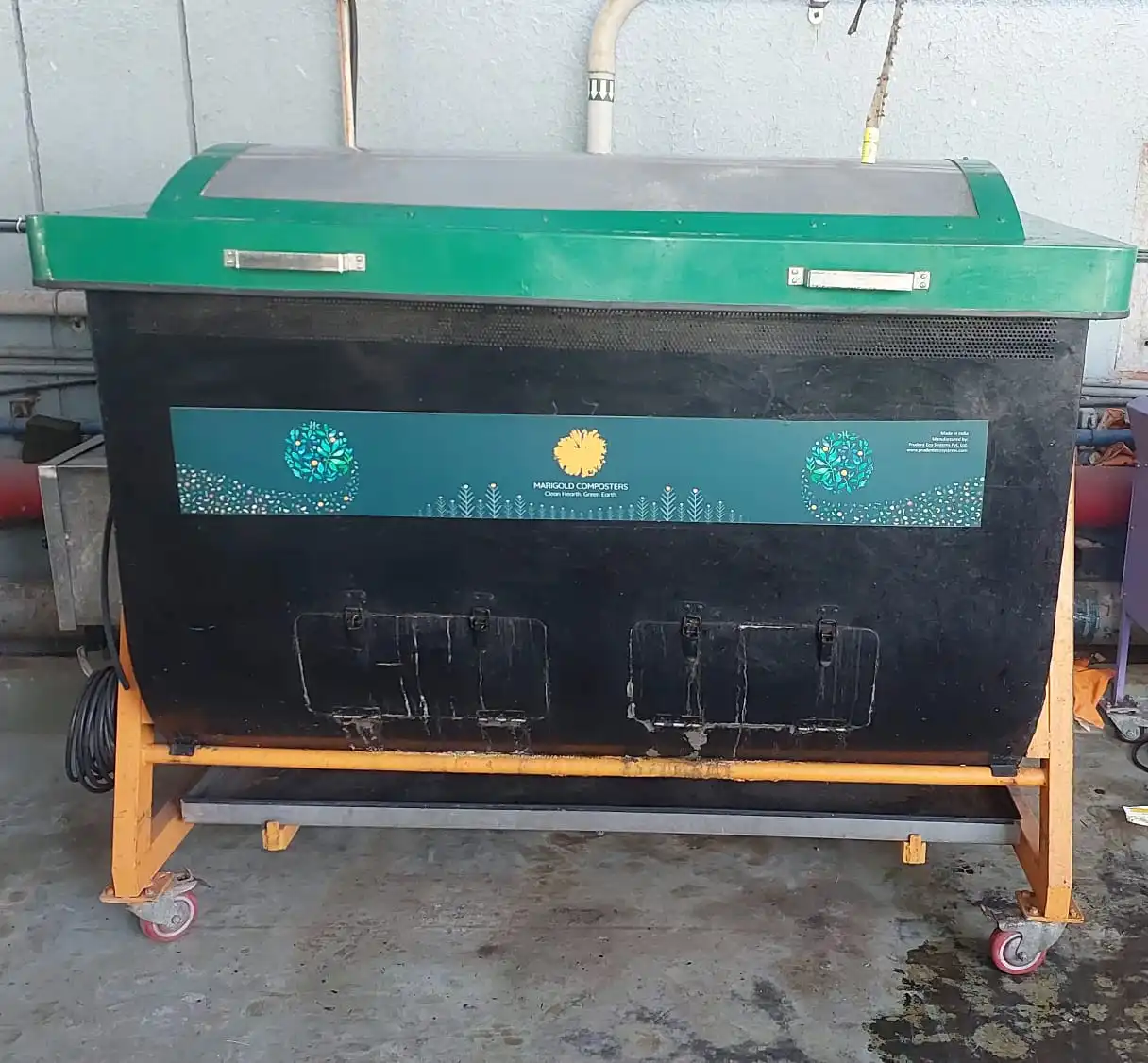 Mechanised Composter With Integrated Mixer